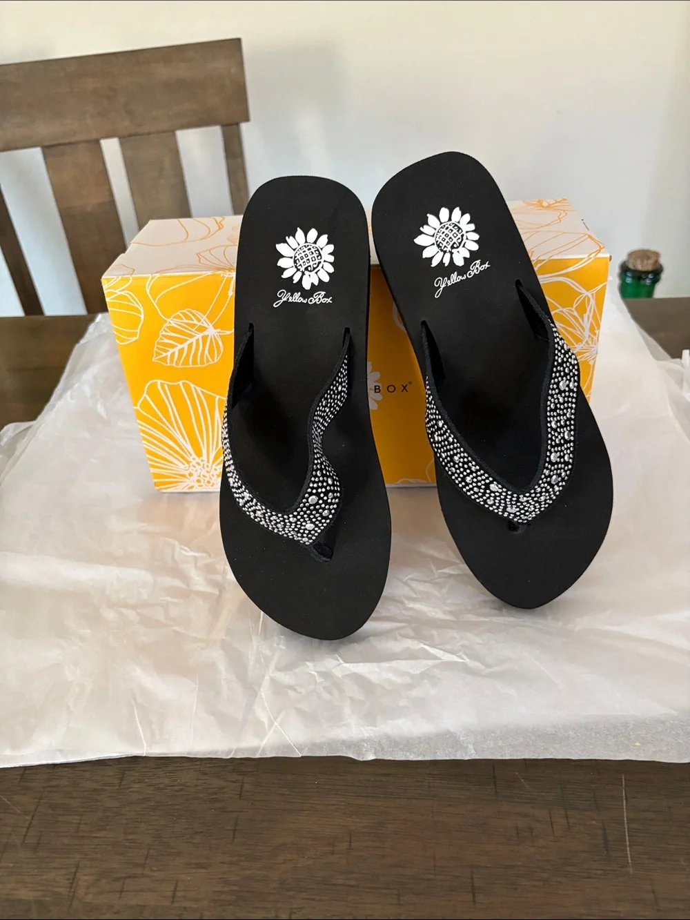 Yellow Box Africa Black Women's Sandals Size 9 New